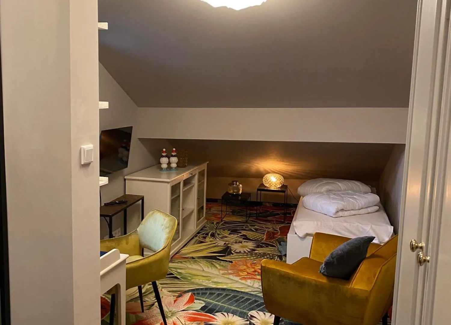 Hotel Pebbles Suiten By Ring Regensburg Germany